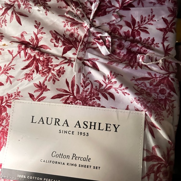 Amazon.com: Laura Ashley - King Sheet Set, Crisp & Cool  Laura Ashley California King Size Sheets